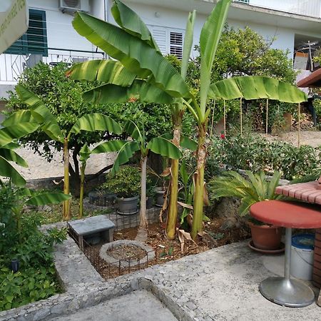 Apartmani Rudelj Makarska Exterior foto